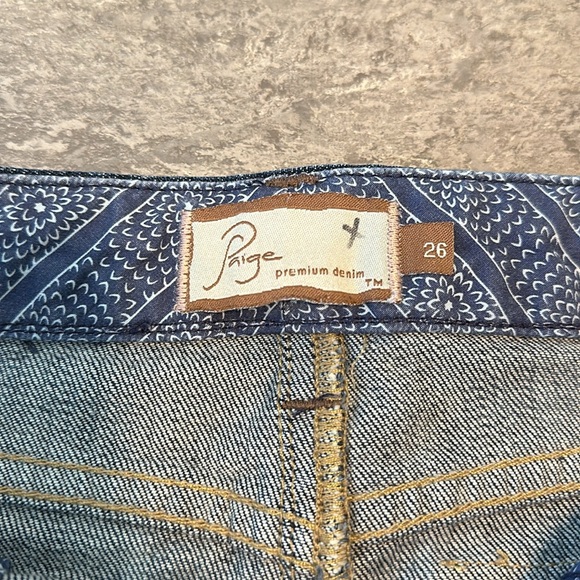 Paige Fairfax jean mini skirt, embroidered flap pockets, size 27 - Picture 5 of 12